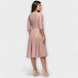 Ana - Vestido Midi Elegante com Cintura Laçada